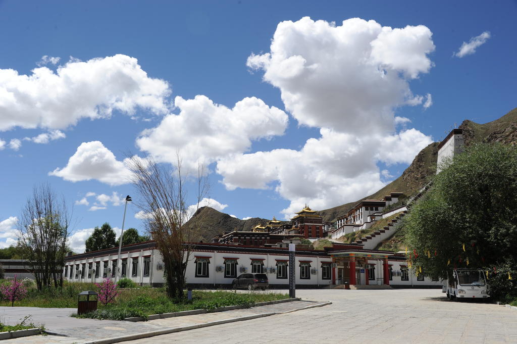 Wanrun International Resort Hotel In Tibet Xigaze Zewnętrze zdjęcie